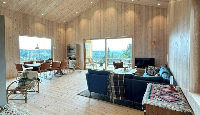 Cabin with views of Smørlifjell in Valdres