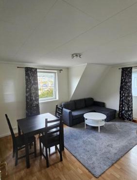 Central, spectacular view, 2 bedroom, free parking