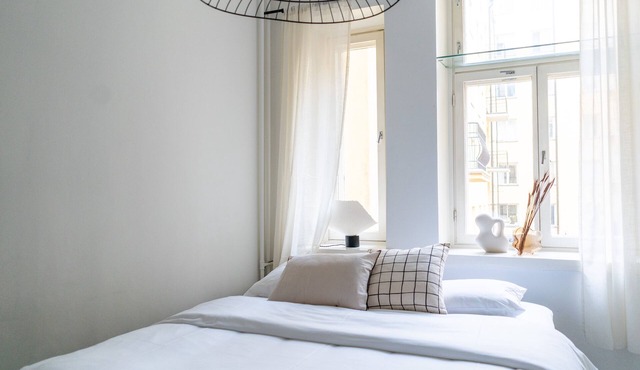 Central studio with spacious bathroom in Helsinki
