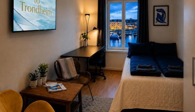 Central-Trondheim Riverside Studio-Apartment