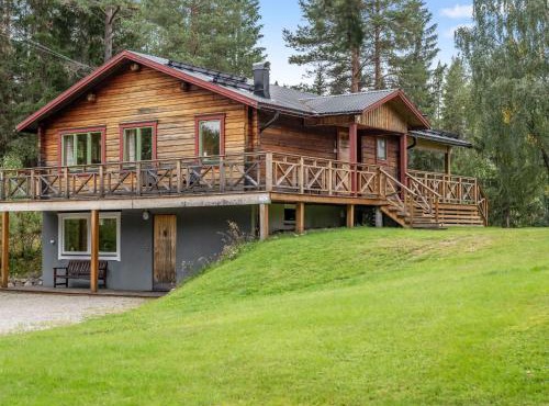 Chalet Kvisthån Tallen by Interhome