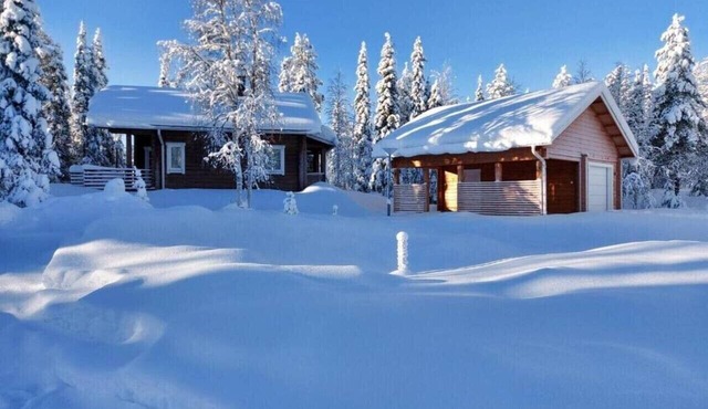 Chalet Metsäntähti C | Cozy 2BR Chalet with Sauna in Kuusamo