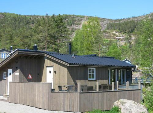 Chalet Torfinnbu by Interhome in Øyuvstad