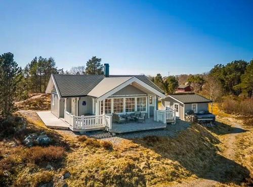 Chalet With Views Of Skerries On Hitra