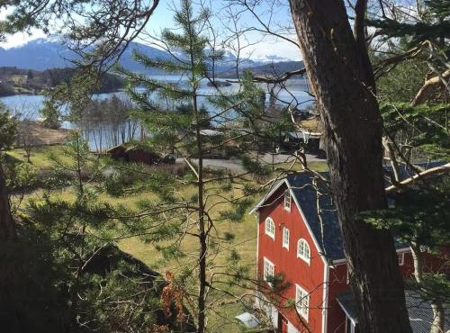 Charming Farmhouse From 1919 Near Kristiansund