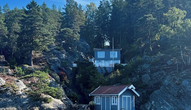 Charming sea cabin on Fluer by Kragerø