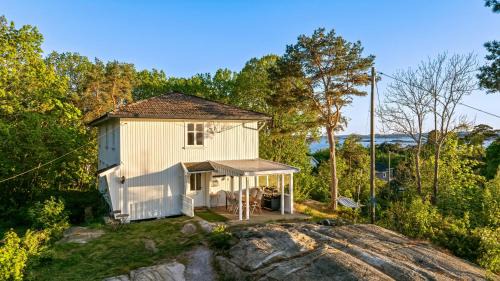Charming Summer House With Sea View On Tjøme
