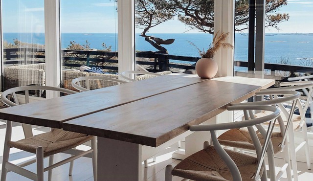 Cliff-top home between Sandefjord and Larvik