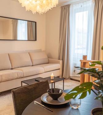 Convenient Duplex in Gothenburg with Privacy & Comfort