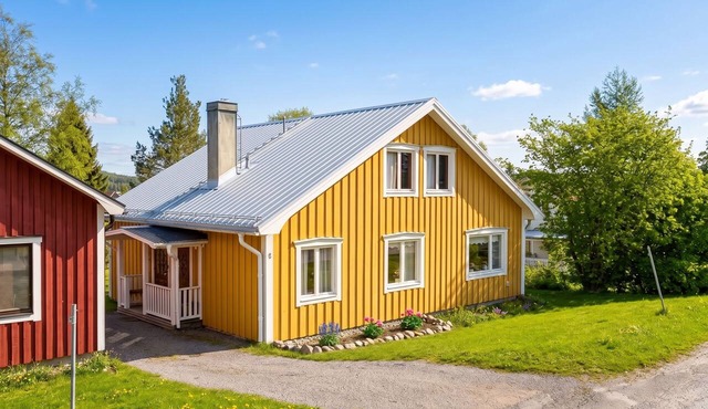 Corporate Housing Sollefteå Kramfors With Garage in Sollefteå