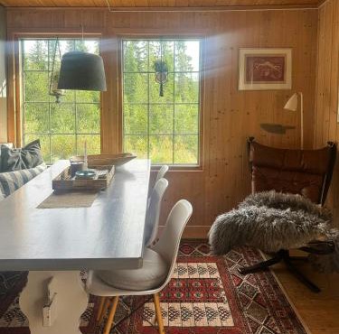 Cosy Family Cabin With Views And Sauna