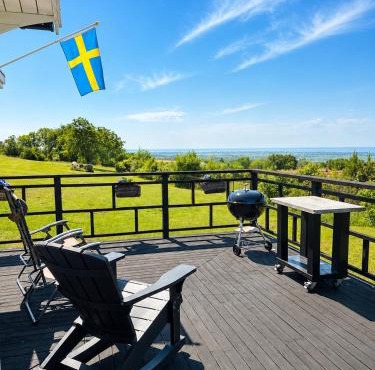 Cottage with a view