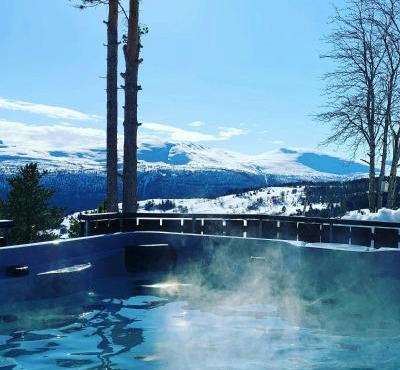 Countryside Cabin With Jacuzzi Near Stryn