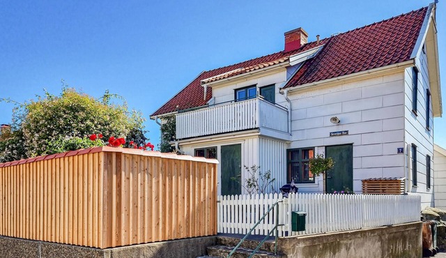 Cozy apartment in Skärhamn with WiFi