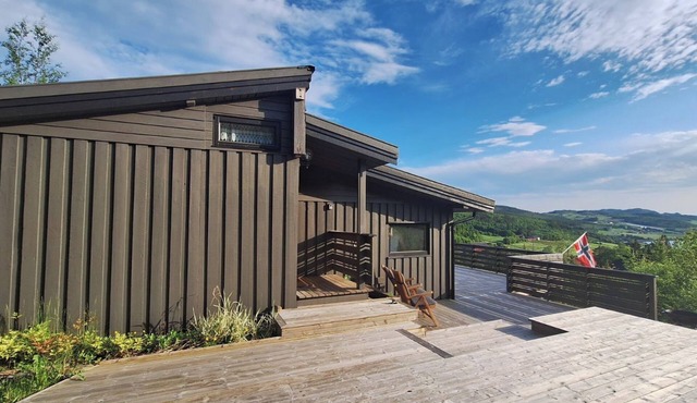 Cozy Cabin in Frosta with Fjord Views - Fishing & Hiking near Trondheim