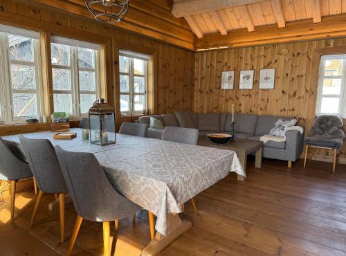 Cozy Cabin With Ski Trail Access
