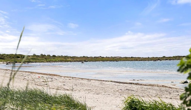 Cozy cottage by the sea south of Varberg in Traslovslage