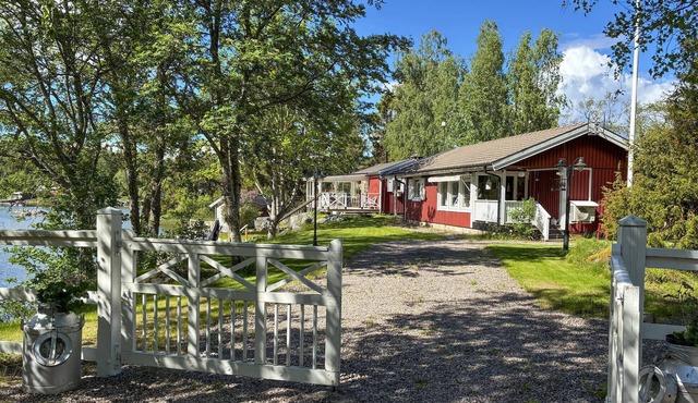 Cozy home in Axmar with sauna