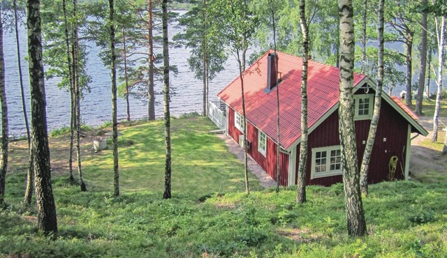 Cozy home in Hyltebruk with sauna