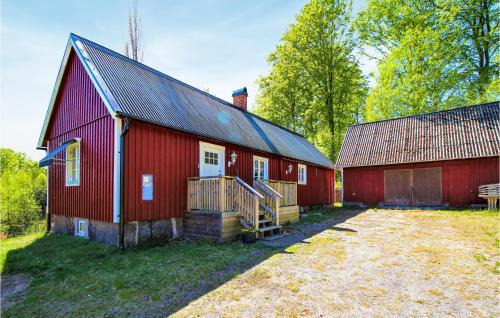 Cozy Home In Munka Ljungby With Sauna