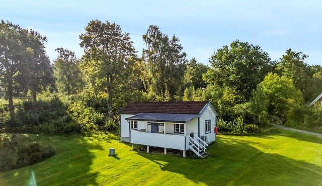 Cozy Home In Myggenäs With Sauna