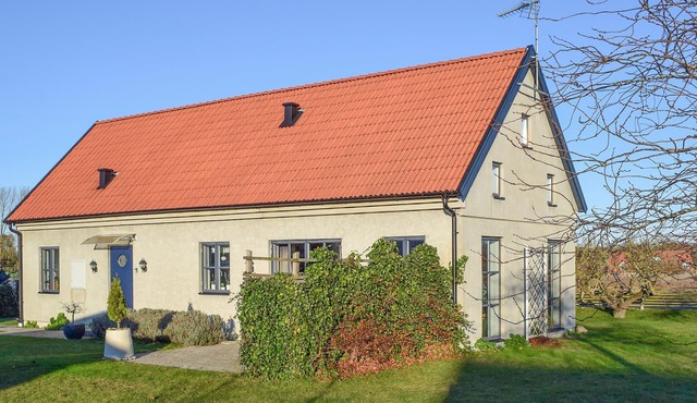 Cozy home in Simrishamn with WiFi