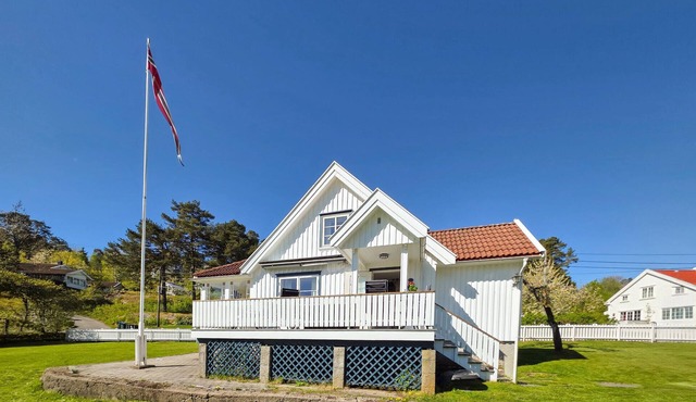 Cozy home in Tjøme with house a panoramic view