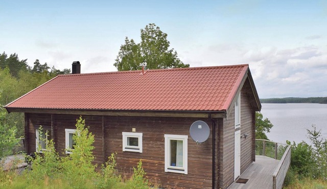Cozy home in Vetlanda with WiFi