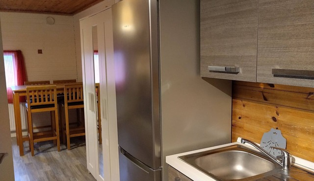 Cozy Kolsva Cabin Private Entrance