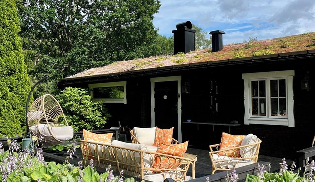 Cozy vacation home with fireplace and sauna on the Swedish west coast