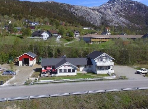 Dalselv hotell bare rom og frokost, innsjekk fra kl 17