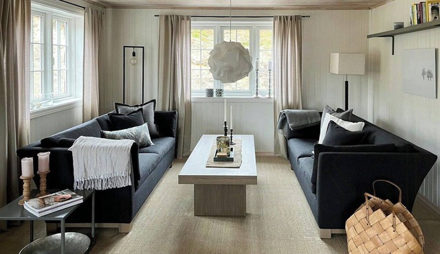 Designer cabin with panoramic views in Hovden