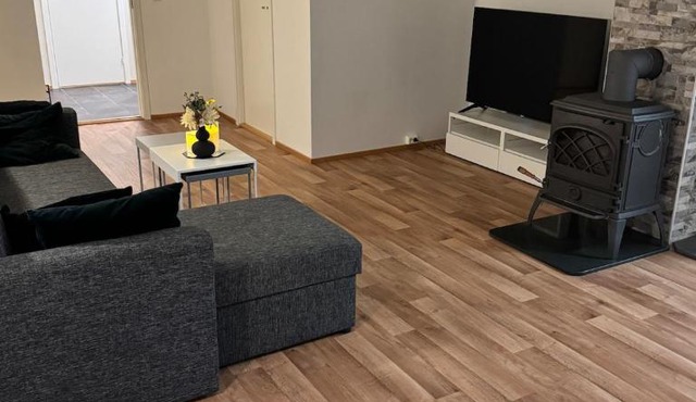 Downtown Apartment with Wood-Burning Stove in Alta