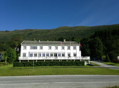 Eidsvåg Fjordhotell
