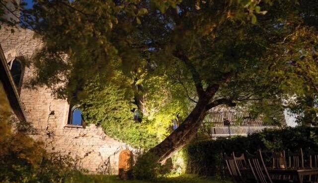 Enchanting 4 Bdr Villa close to Medieval cathedral in Visby