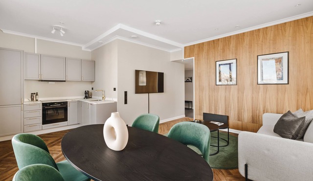 Enter St. Elisabeth Suites