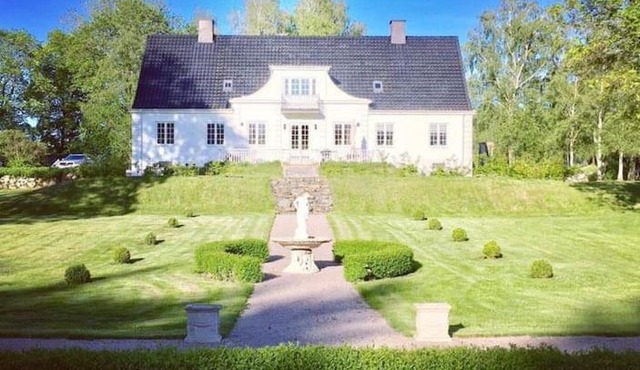 Exklusivt romantiskt gästhus på anrik prästgård