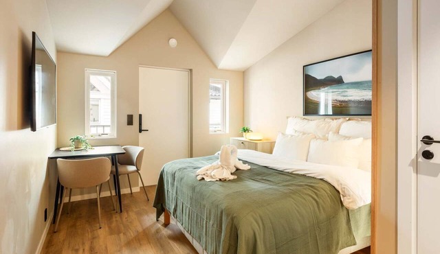 Explore Bergen | 24/7 Self check-in | 500m Torget in Bergen