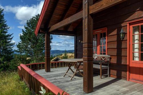 Family cabin in Hafjell, ski in-ski out