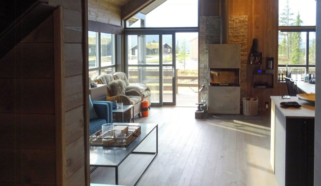 Family cabin with views of Store and Lille Hødn