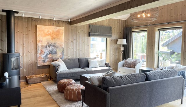 Family-Friendly Mountain Retreat with Sauna near Hafjell in Øyer