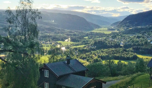 Family-friendly cabin with agricultural idyll