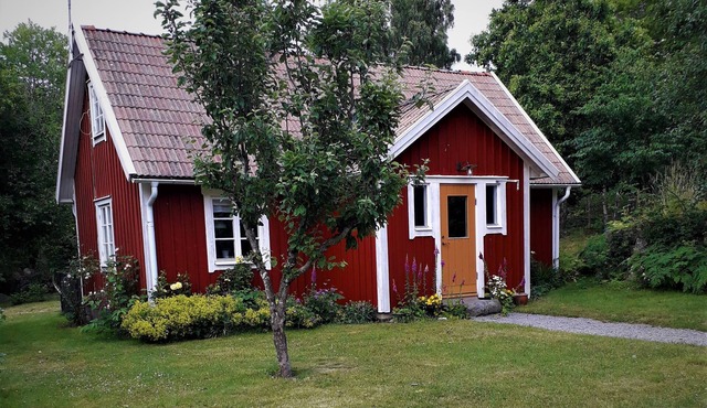 Farmstay, located 3 miles northeast of Karlskrona in Jämjö