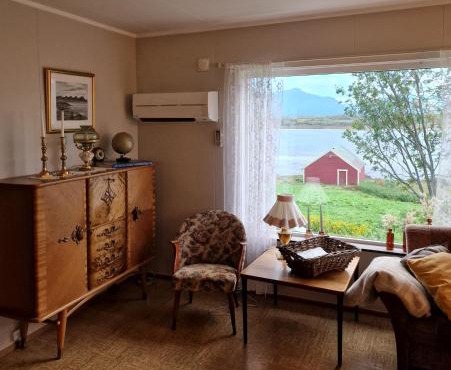 Feriehus ved sjøen, Lofoten