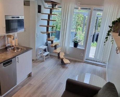 Fireside Lodge near Golf, Ski & Lake in Stockholm