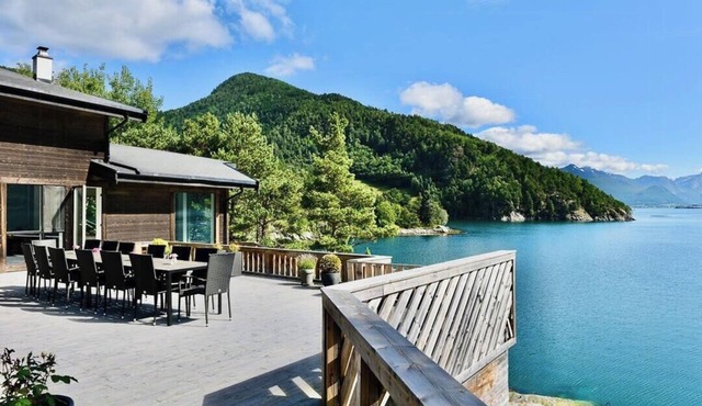 Fjord cabin with views of waterfalls