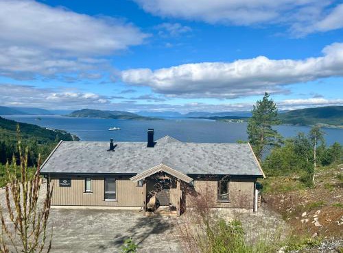 Fjord-Holiday-Lodge mit atemberaubendem Panorama
