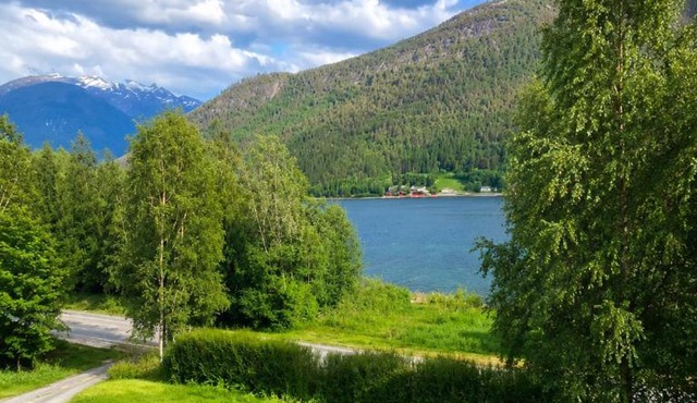 Fjordside Apartment