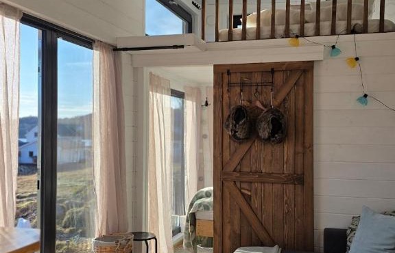 Fjordtinyhouse in Dyry