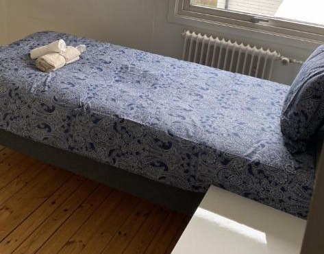 Floor 2, 0ne to five people in Gothenburg